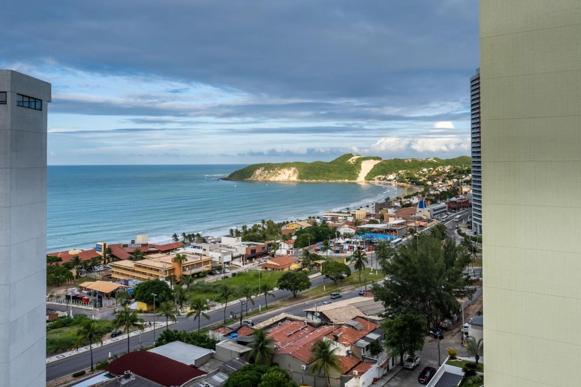 Pontanegra Beachfront Retreat: Family-Friendly Apartment with Sea Views Natal Exterior photo