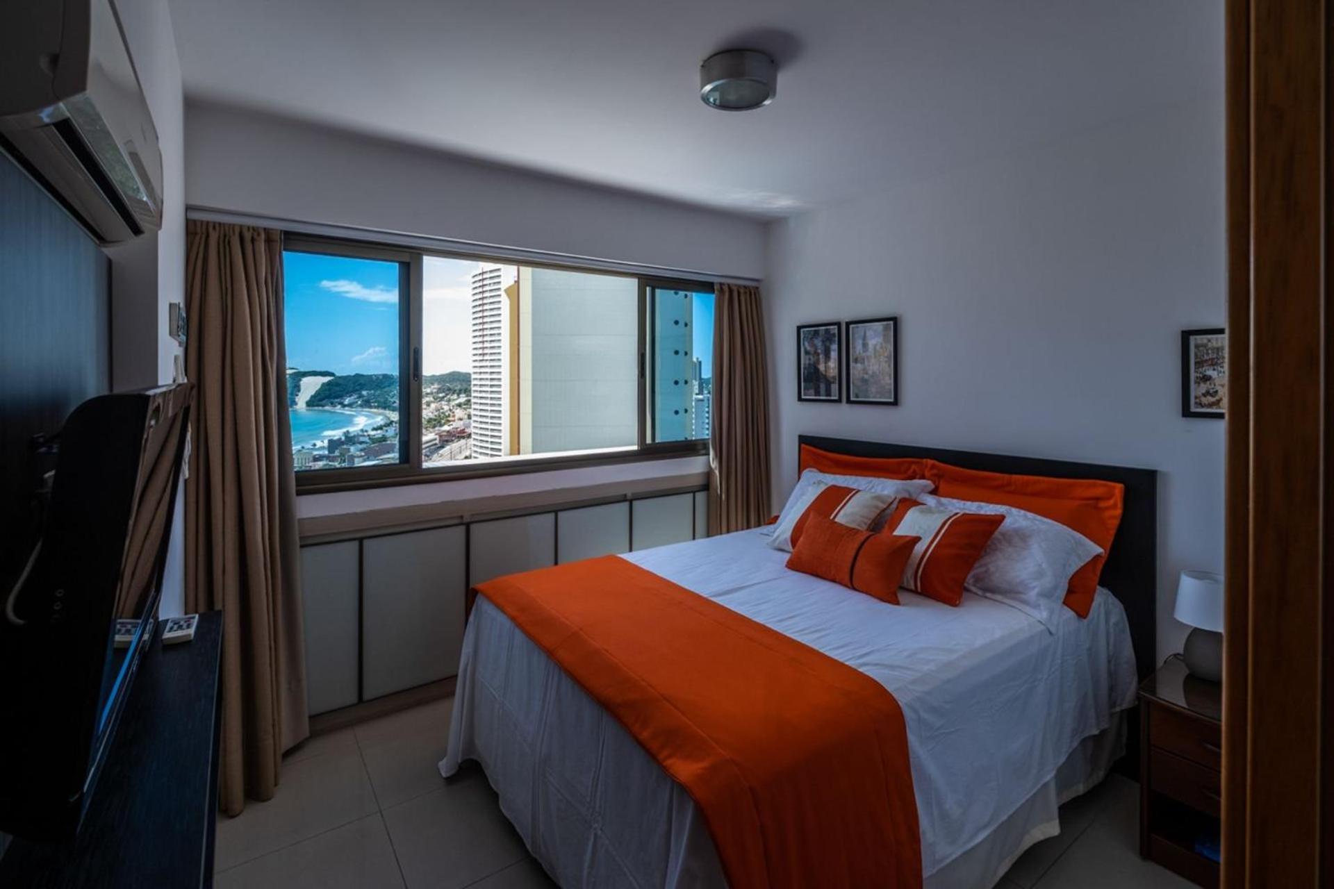 Pontanegra Beachfront Retreat: Family-Friendly Apartment with Sea Views Natal Exterior photo
